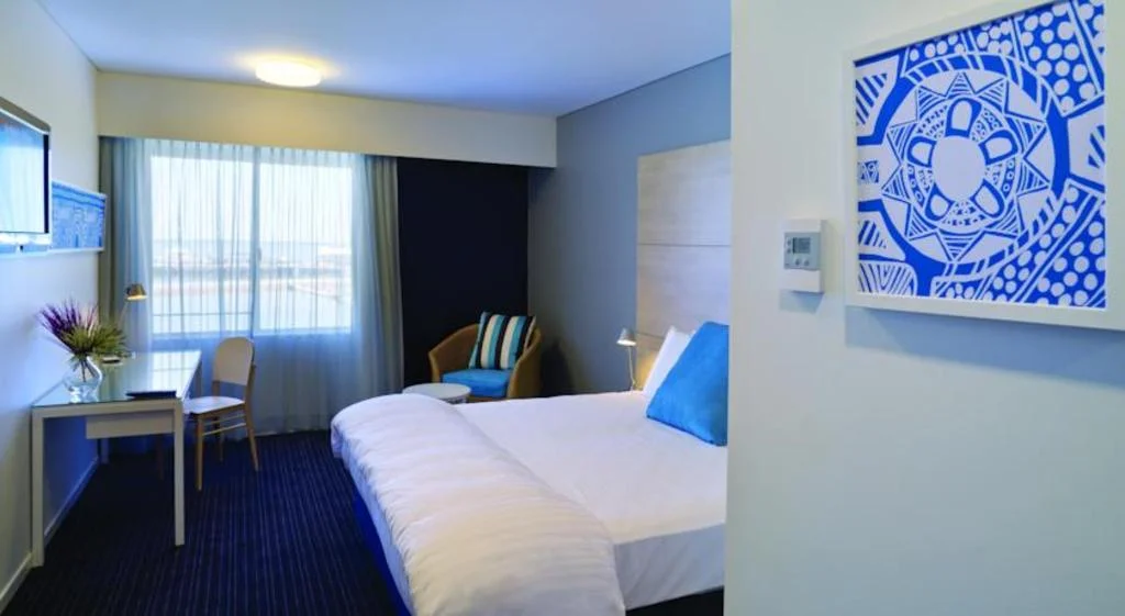 Vibe Hotel Darwin Waterfront hotel interior