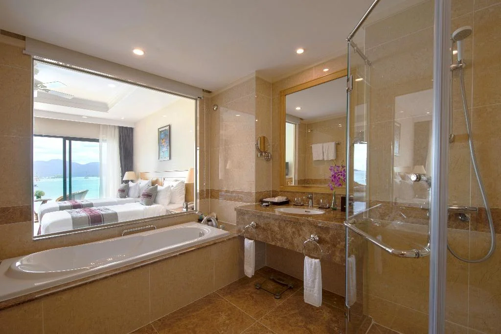 Vinpearl Resort and Spa Nha Trang Bay hotel interior