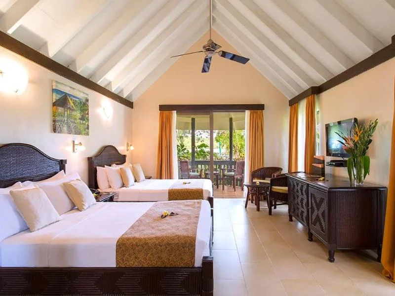 Warwick Le Lagon Resort and Spa hotel interior