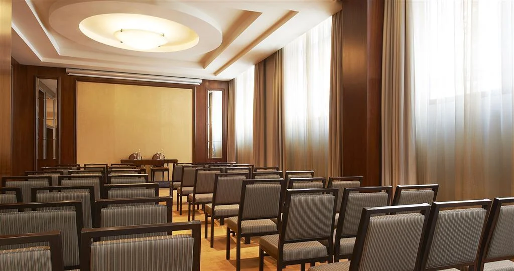 Westin Valencia hotel interior