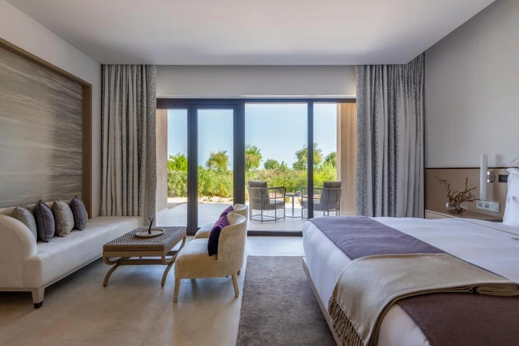 Zulal Wellness Resort by Chiva-Som hotel interior