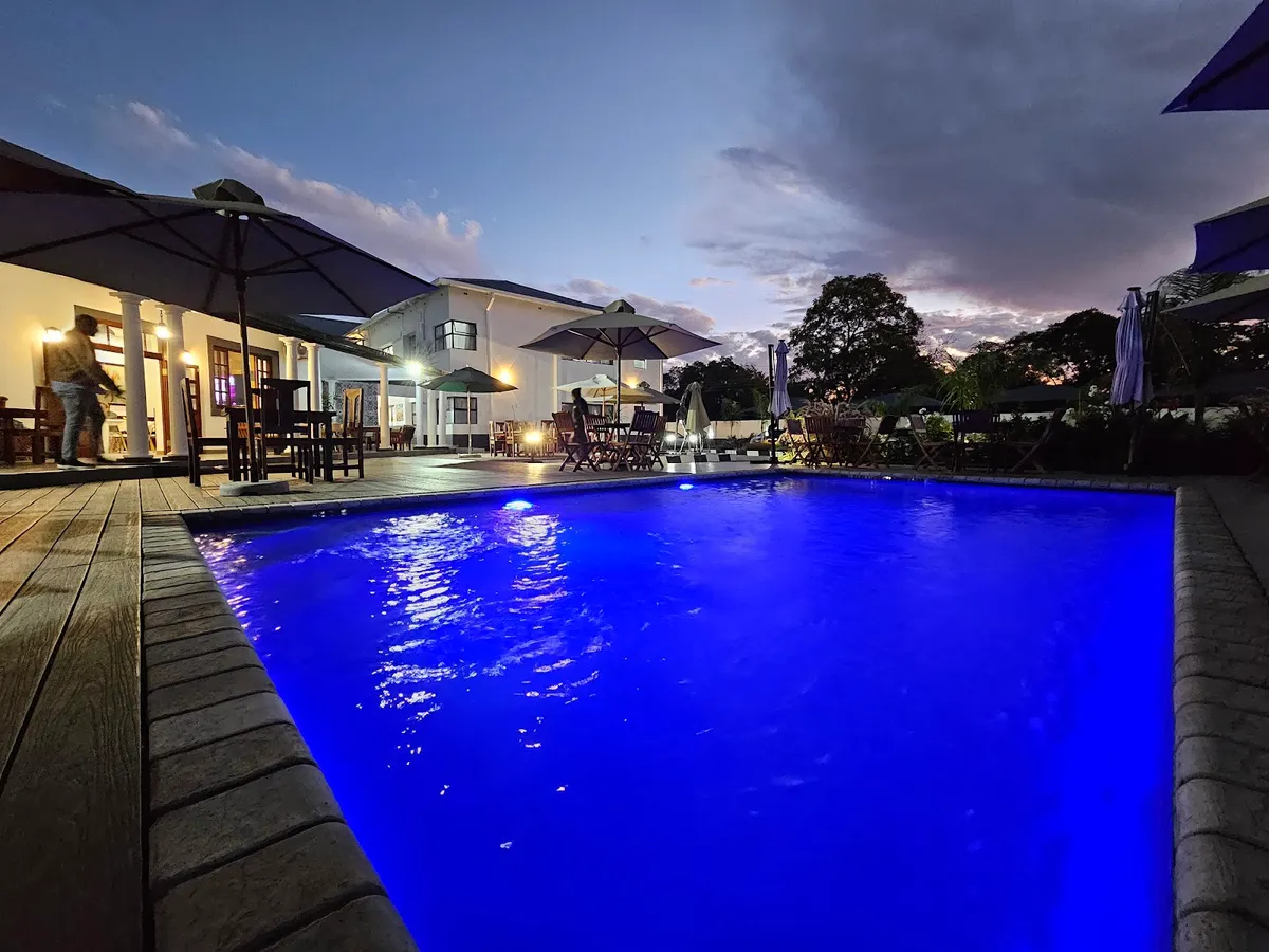 10 on Pauling Hotel, Bulawayo interior view