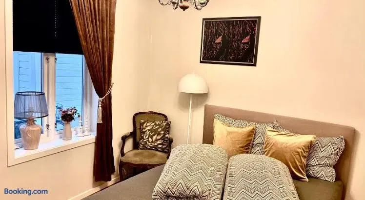 2 bedroom apartment historical downtown by the sea, Alesund interior view