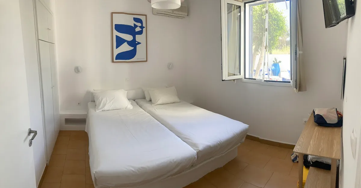 Adelfia Studios, Paros interior view