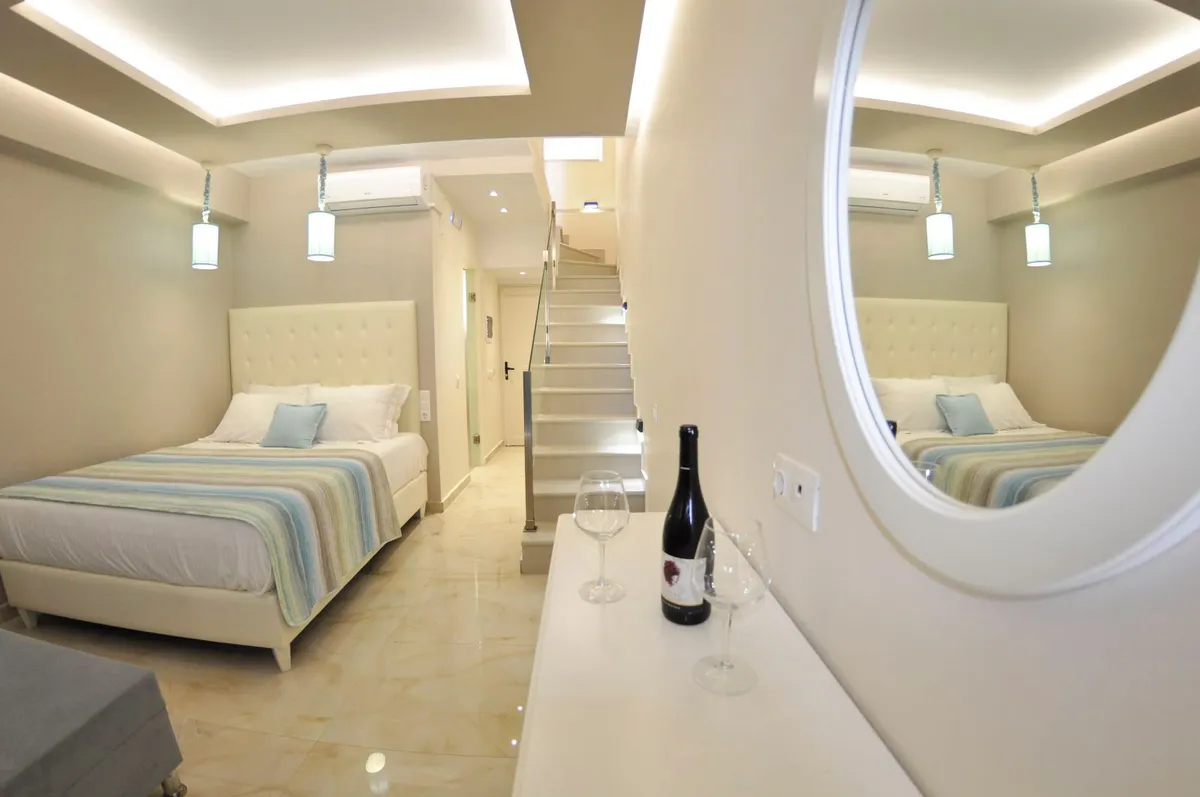 Agios Gordios Beach Resort, Corfu interior view