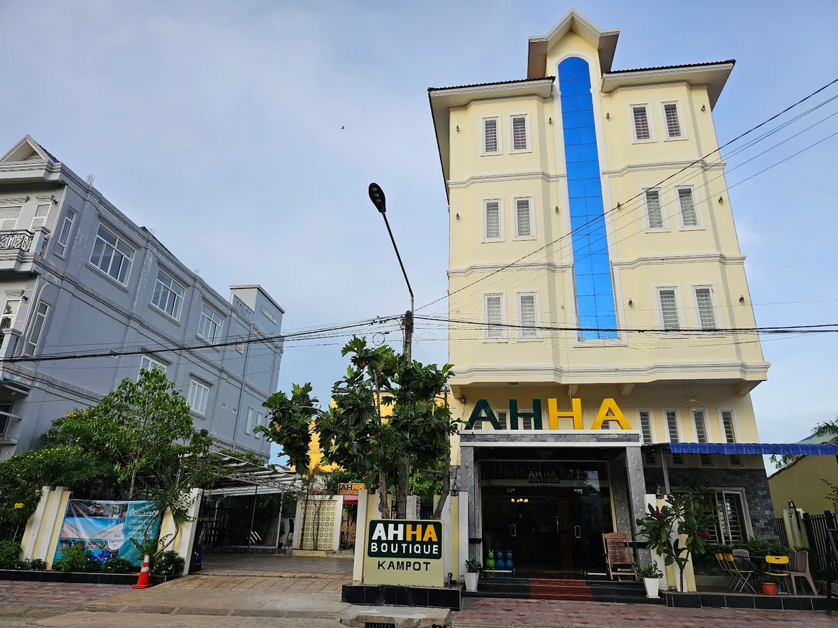 AHHA Boutique Kampot, Kampot interior view