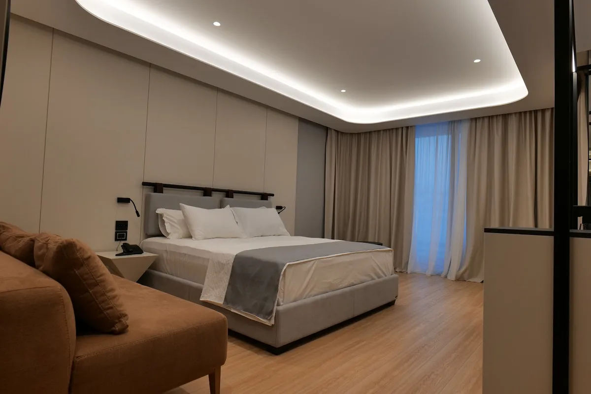 AlYACHT PREMIUM HOTEL, Saranda interior view