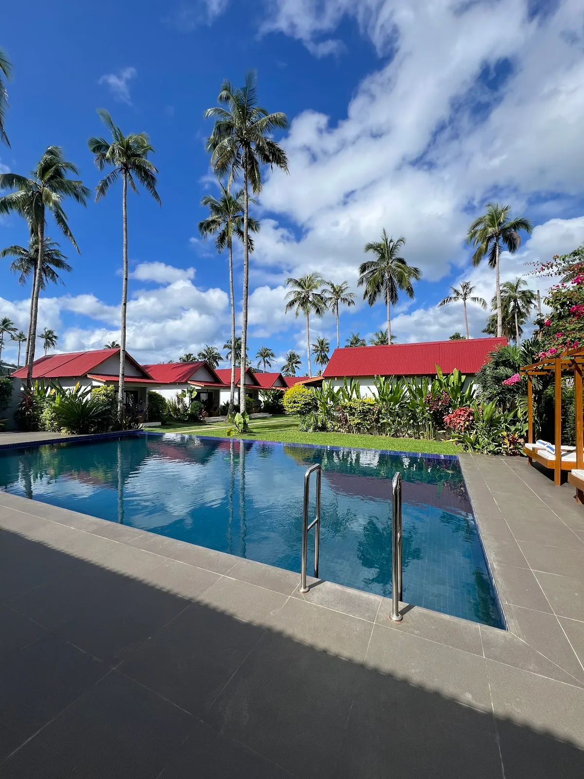 Anitsa Villas Resort, El Nido interior view