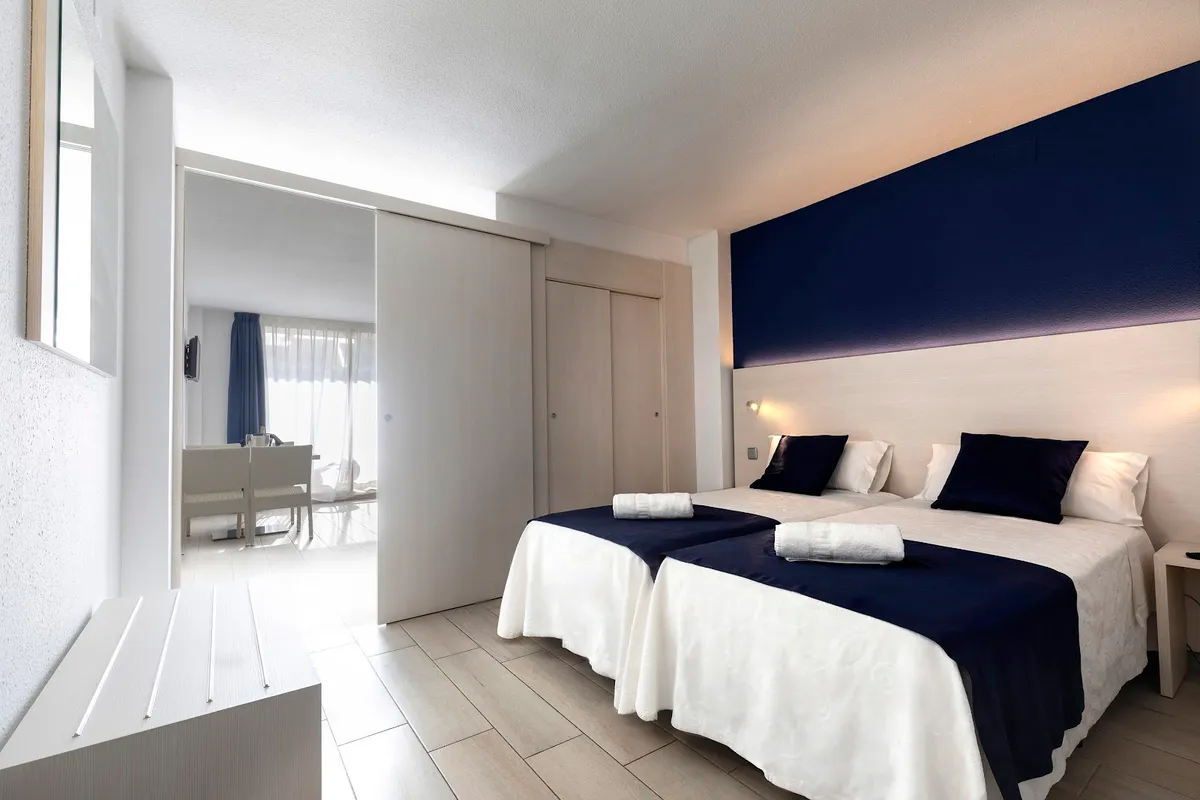 Aparthotel Miami Park, Catalonia interior view