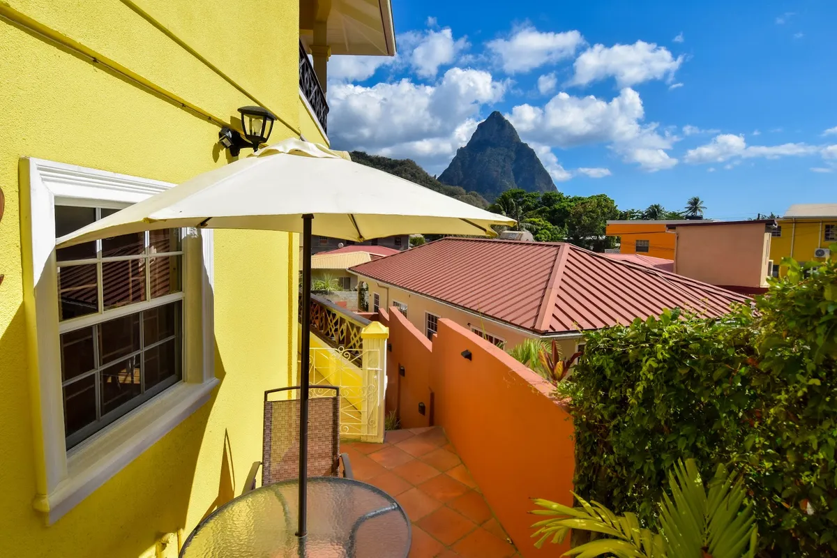 Apartment Soleil, Soufriere interior view
