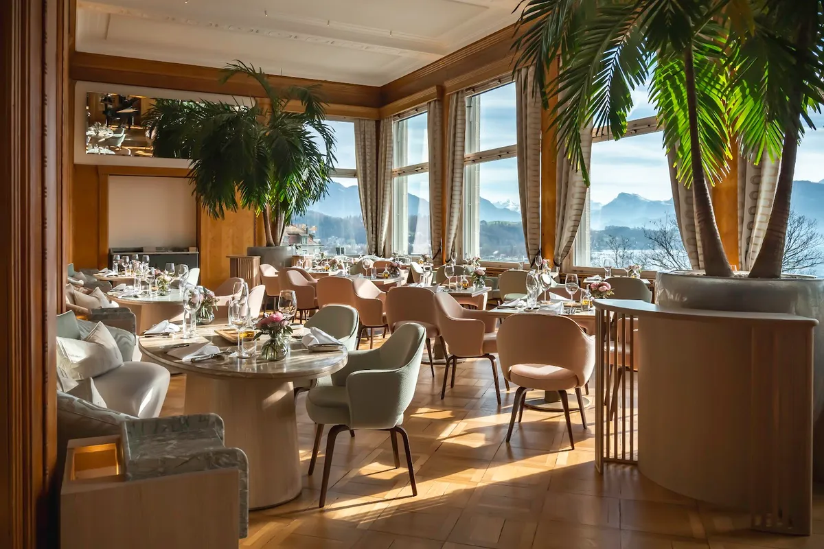 ART DECO HOTEL MONTANA, Lucerne interior view
