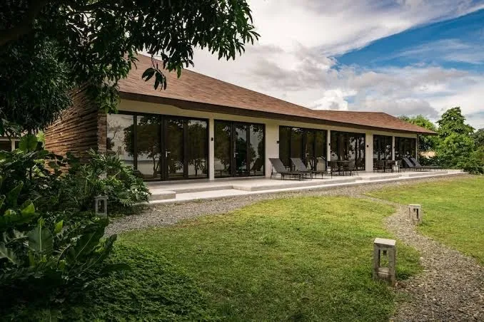 Astoria Palawan, Palawan interior view