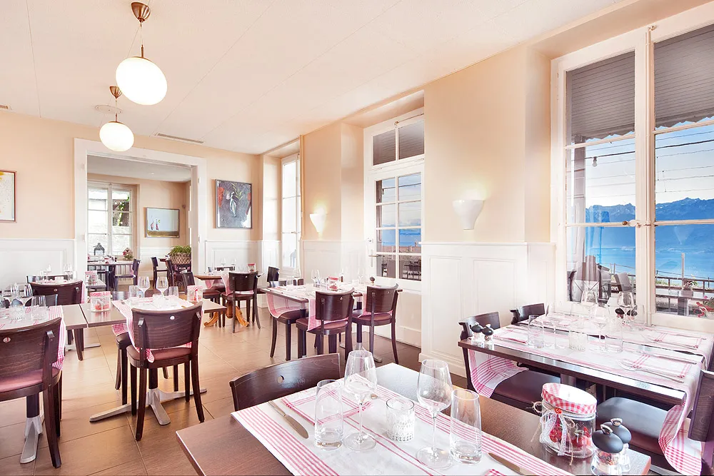 Auberge de la Gare, Lausanne interior view