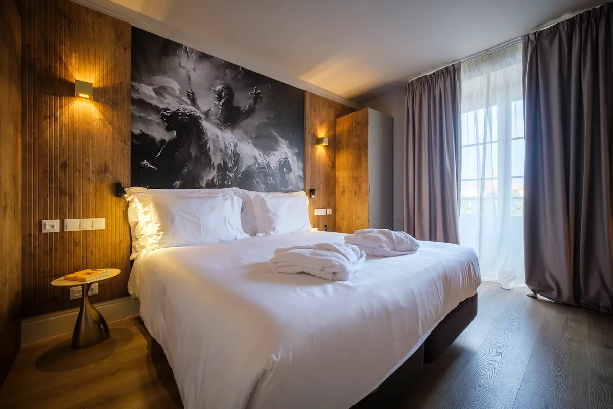Azores Book Hotel, Azores interior view