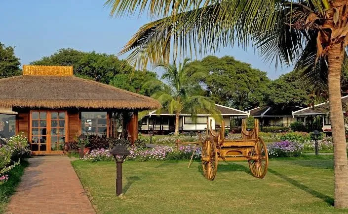 Bagan Thiripyitsaya Sanctuary Resort, Bagan interior view