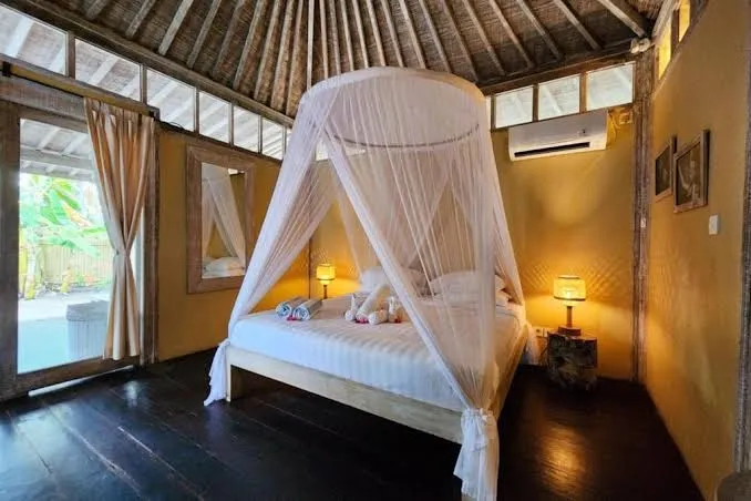 Bamboo Lodge - One-Bedroom Villa, Gili Islands interior view
