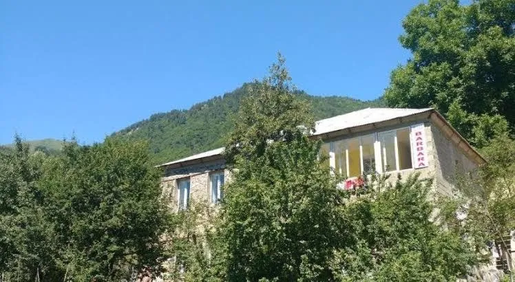 Barbara, Mestia interior view