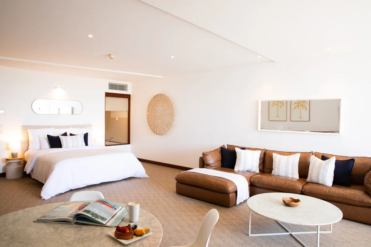 Beach Suites. Byron Bay, Byron Bay interior view