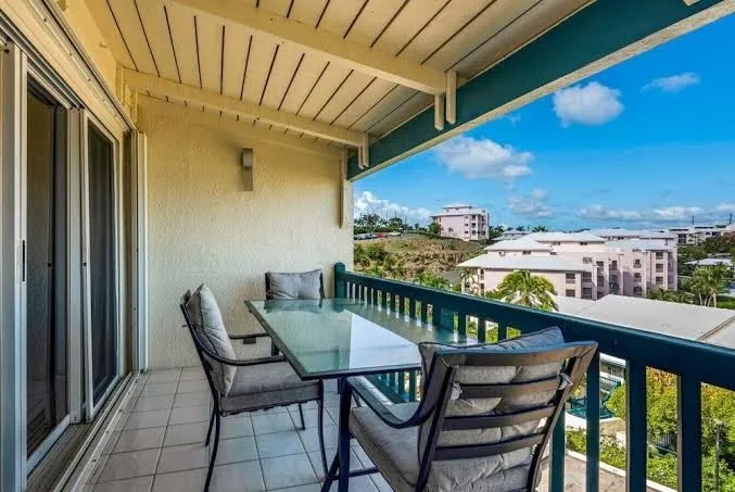 Beachside Retreat w/ Ocean Views, Pool & Hot Tub, St Thomas interior view