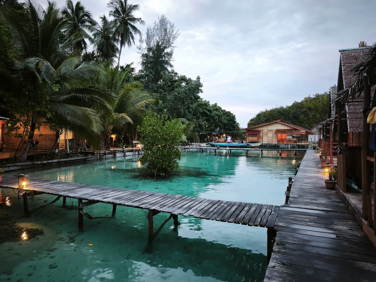 Beser Bay Homestay, Raja Ampat interior view