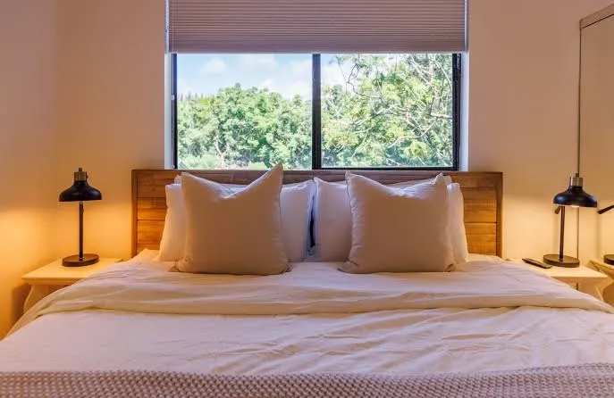 Best Kapalua Location w / 3 bedrooms, hot tub, lanai w / 2 car garage @ Napili Bay, Maui interior view