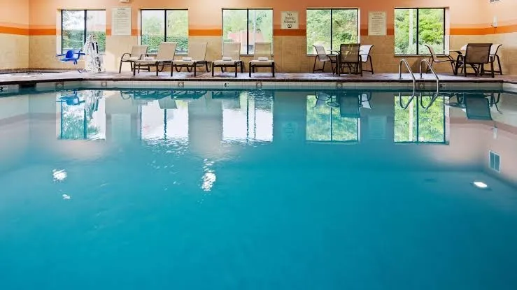 Best Western Plus Georgetown Corporate Center Hotel, George Town interior view