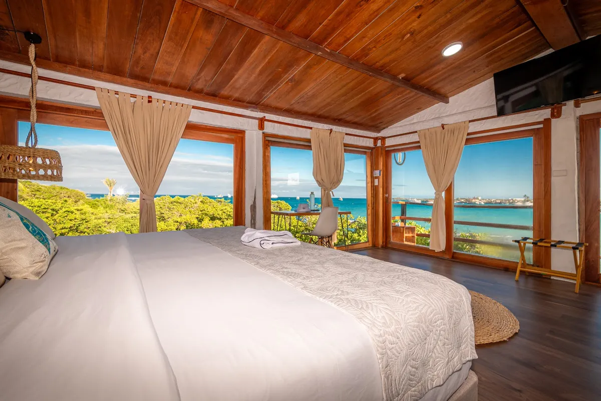 Blu Galapagos, Galapagos Islands interior view