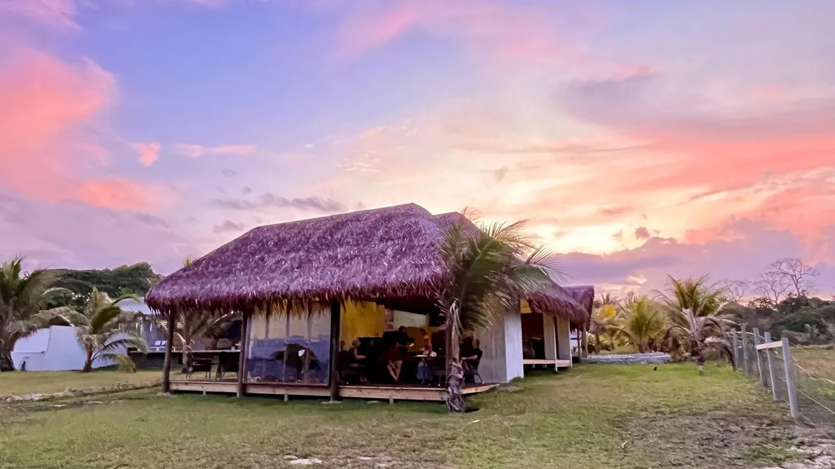 Bombua Beach House & Restaurant, Luganville interior view