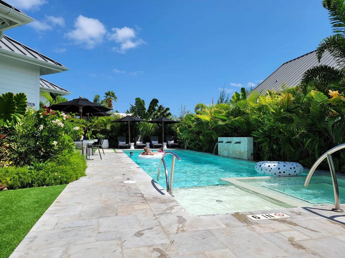 Botanica - Luxury Cottages, Seven Mile Beach interior view