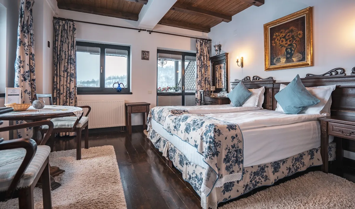 Brătescu Mansion, Bran interior view