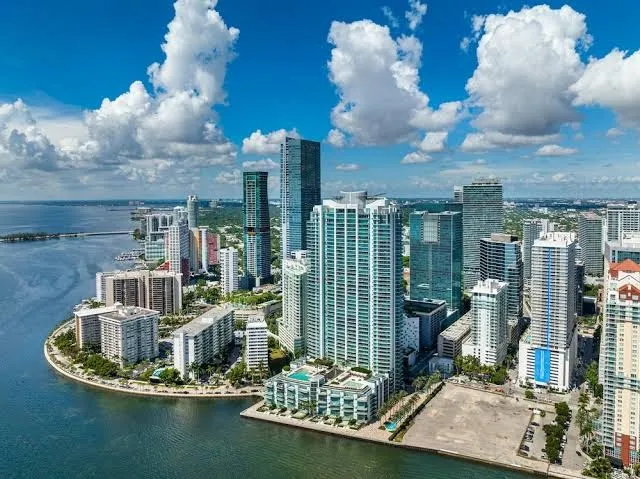 Breathtaking Penthouse Downtown Brickell, Miami interior view