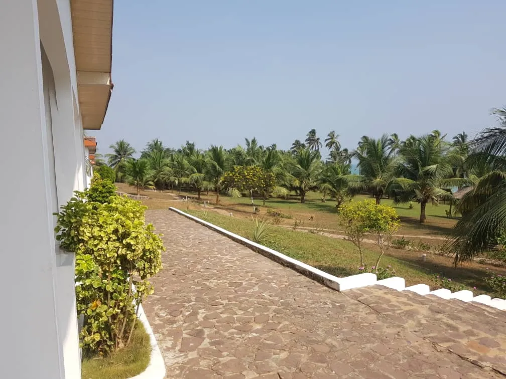 Brenu Beach Lodge, Elmina interior view