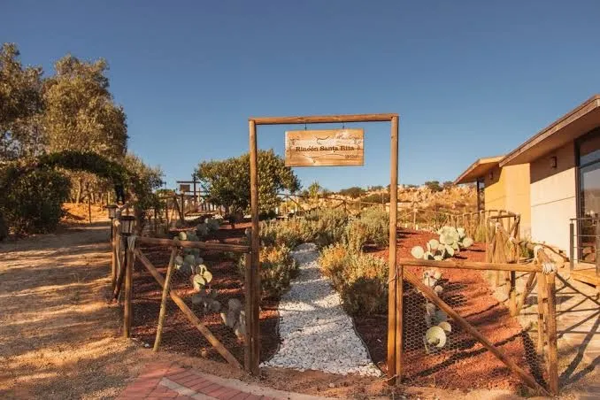 Brisa del valle, Baja California interior view