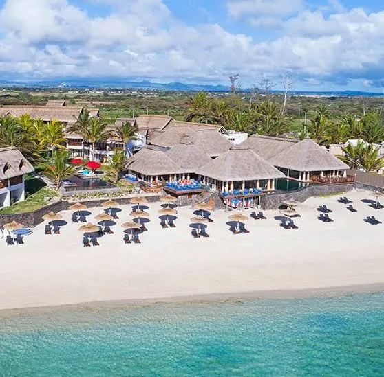C Mauritius, Belle Mare interior view