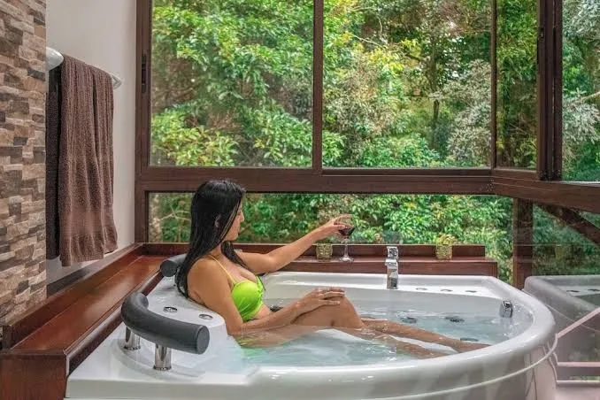 Cabañas Refugio Verde Monteverde Costa Rica, Monteverde interior view