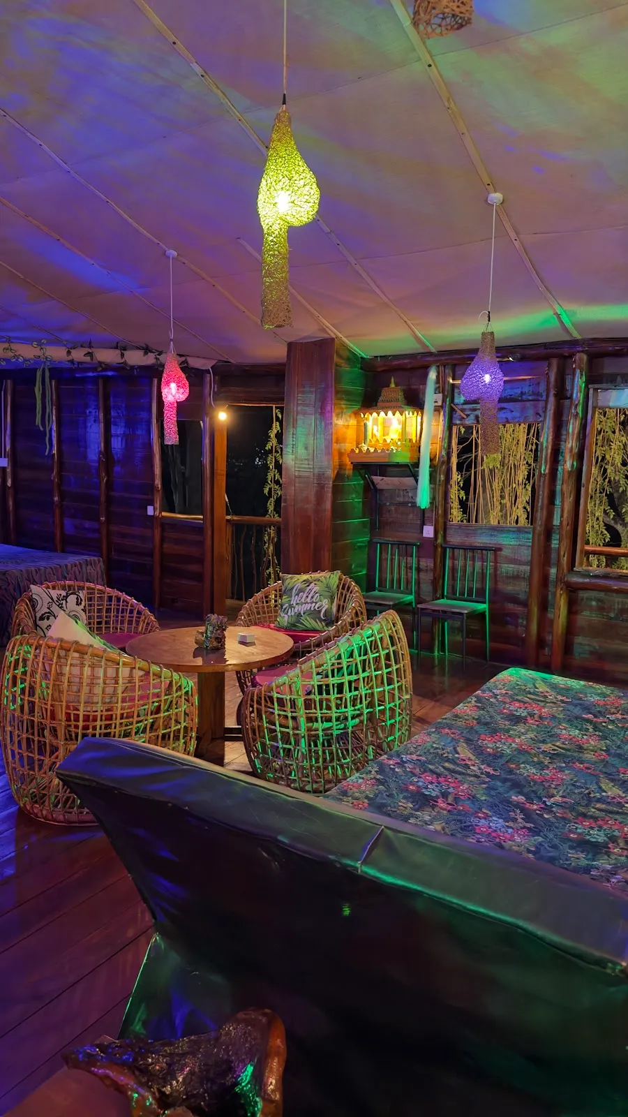 Cafe A lounge, Ella interior view
