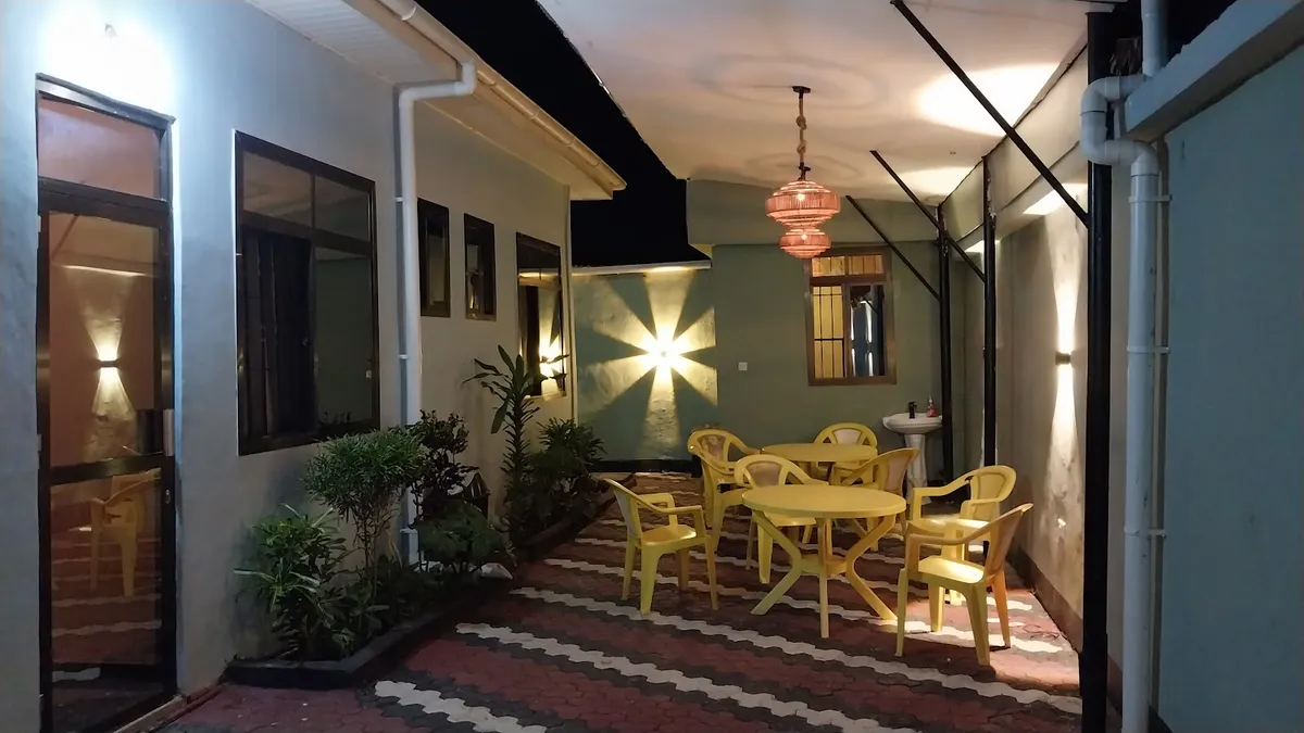 California Lodge, Bagamoyo interior view