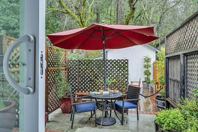 Calistoga Wine Way Inn, Napa Valley interior view