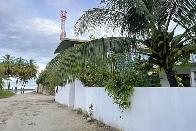 Calm Beach Inn - Classic Double Room, Maafushi interior view