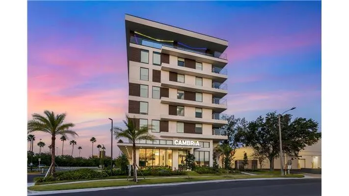 Cambria Hotel Orlando Universal Blvd, Orlando interior view