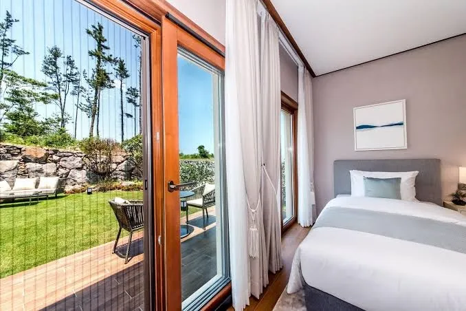 Camphortree Hotel and Resort, Jeju interior view