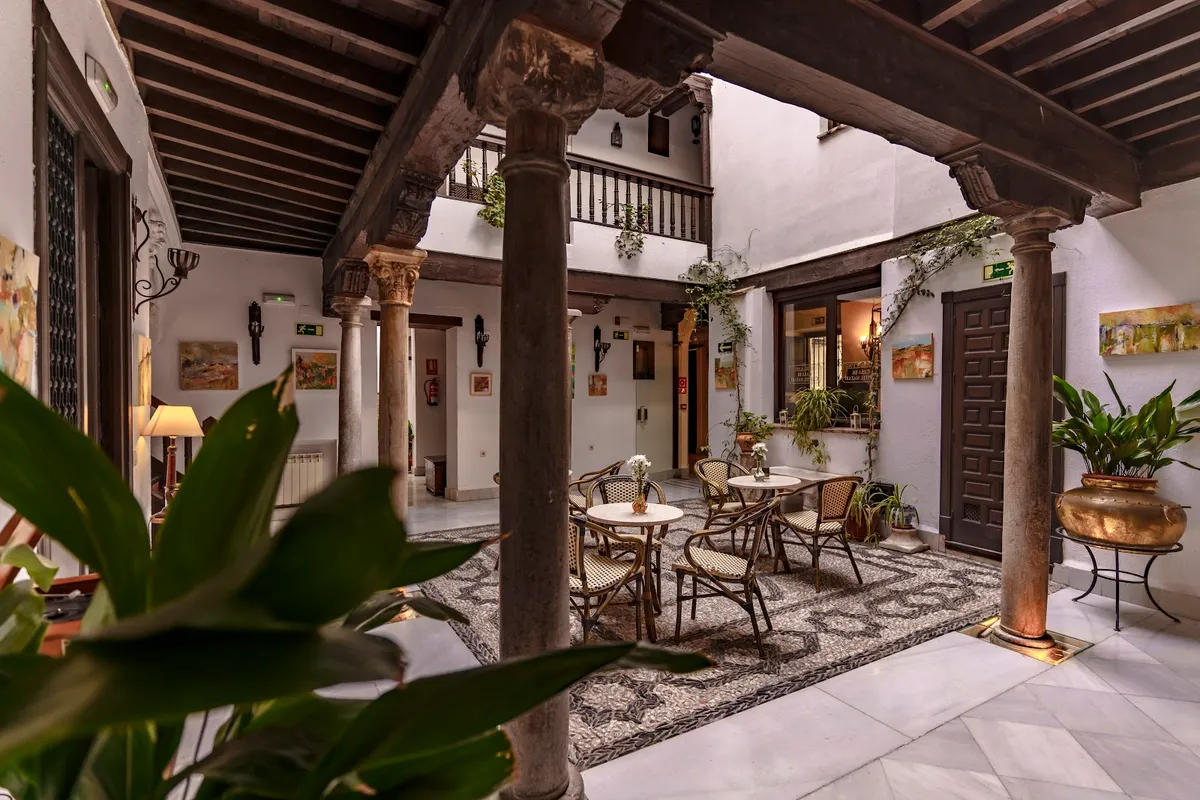 Casa del Capitel Nazarí, Granada interior view
