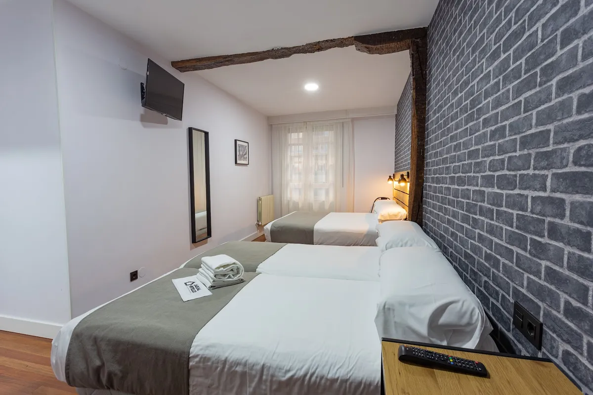 Casual Mardones, Bilbao interior view