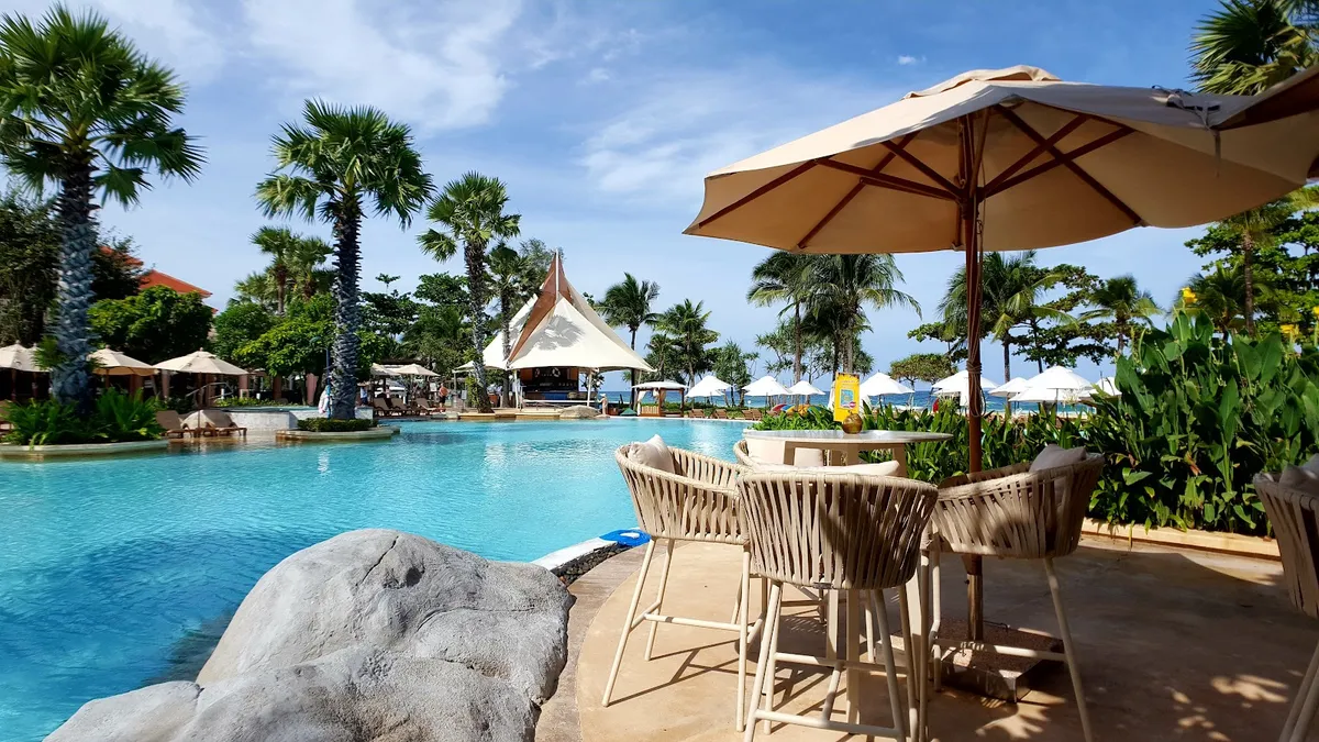 Centara Grand Beach Resort Phuket, Phuket interior view