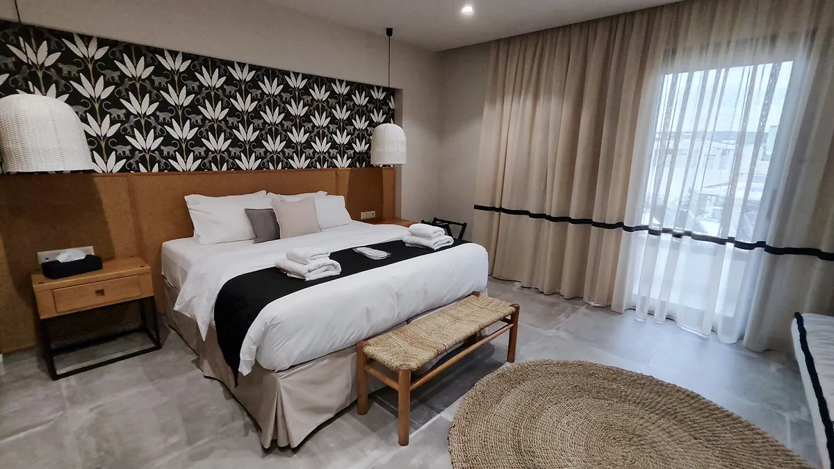 Chapter 02 Gallery Suites, Heraklion interior view