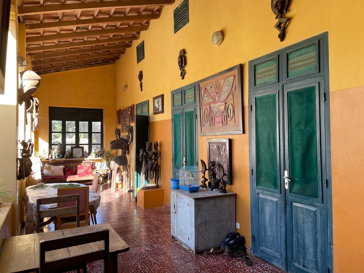 Chez Eric, Goree Island interior view