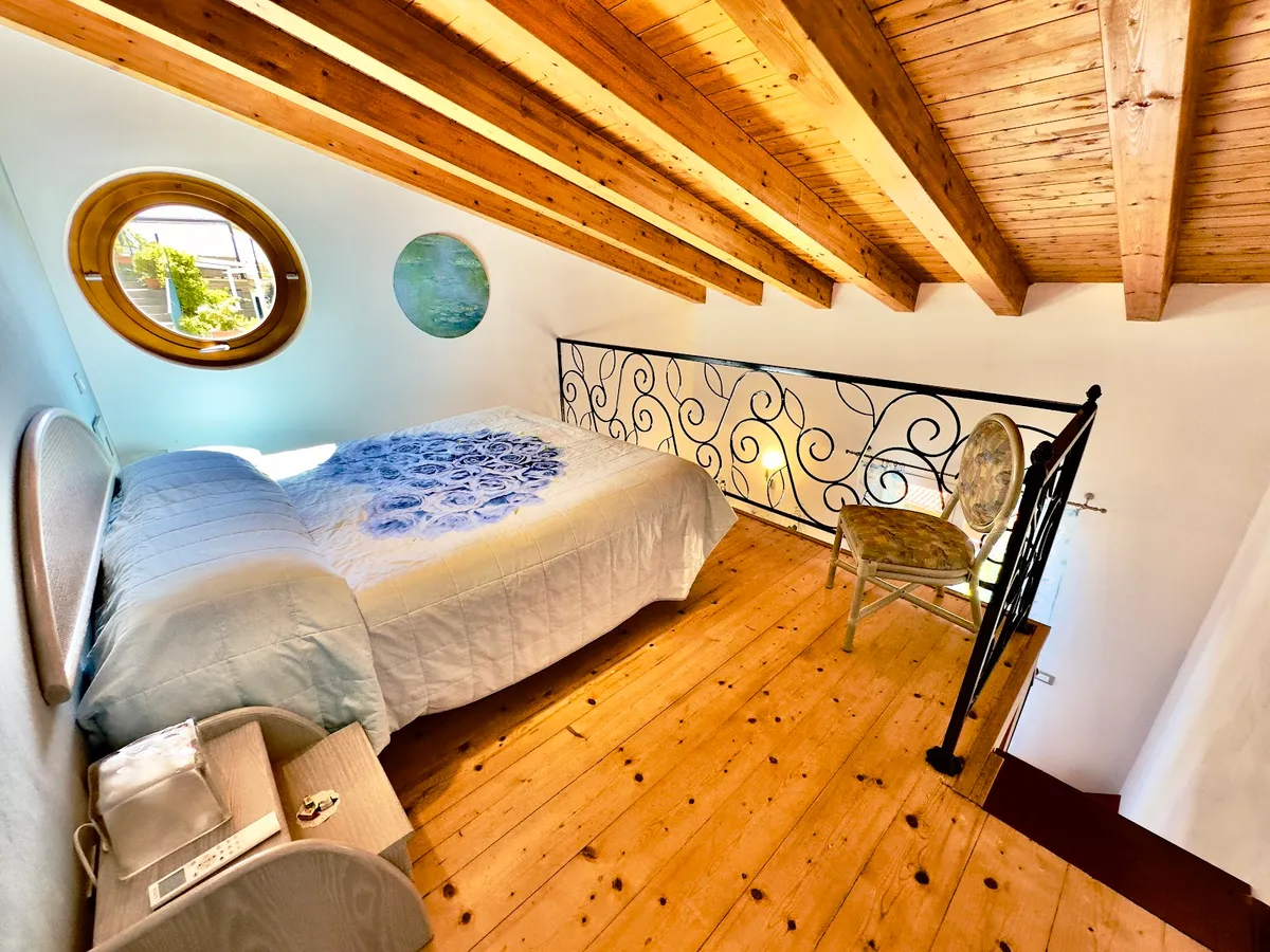 Cinqueterre Residence, Cinque Terre interior view