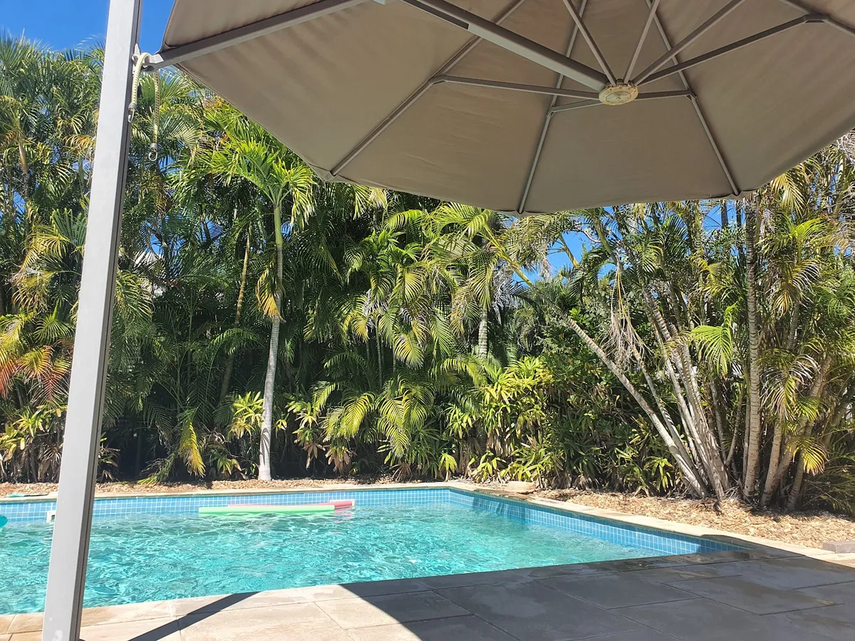 Cocos Beach Bungalows, Broome interior view