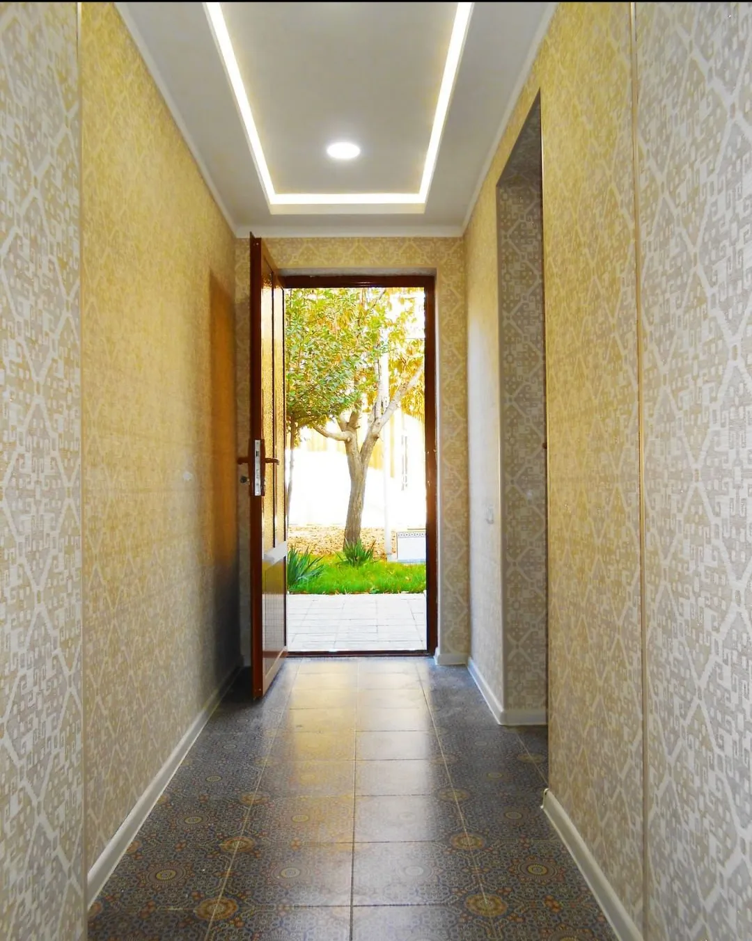 Colibri traditional hotel, Samarkand interior view