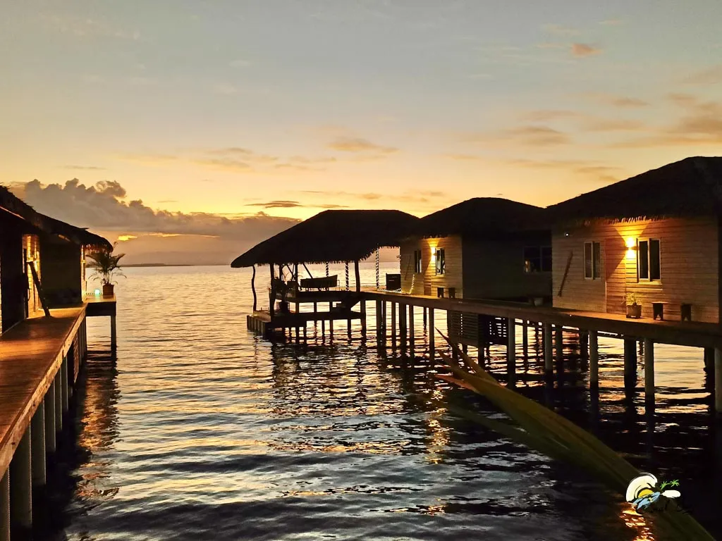 Coral Bay Bungalows, Bocas Del Toro interior view